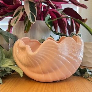 Vintage Ceramic Pink Sea Shell Bowl